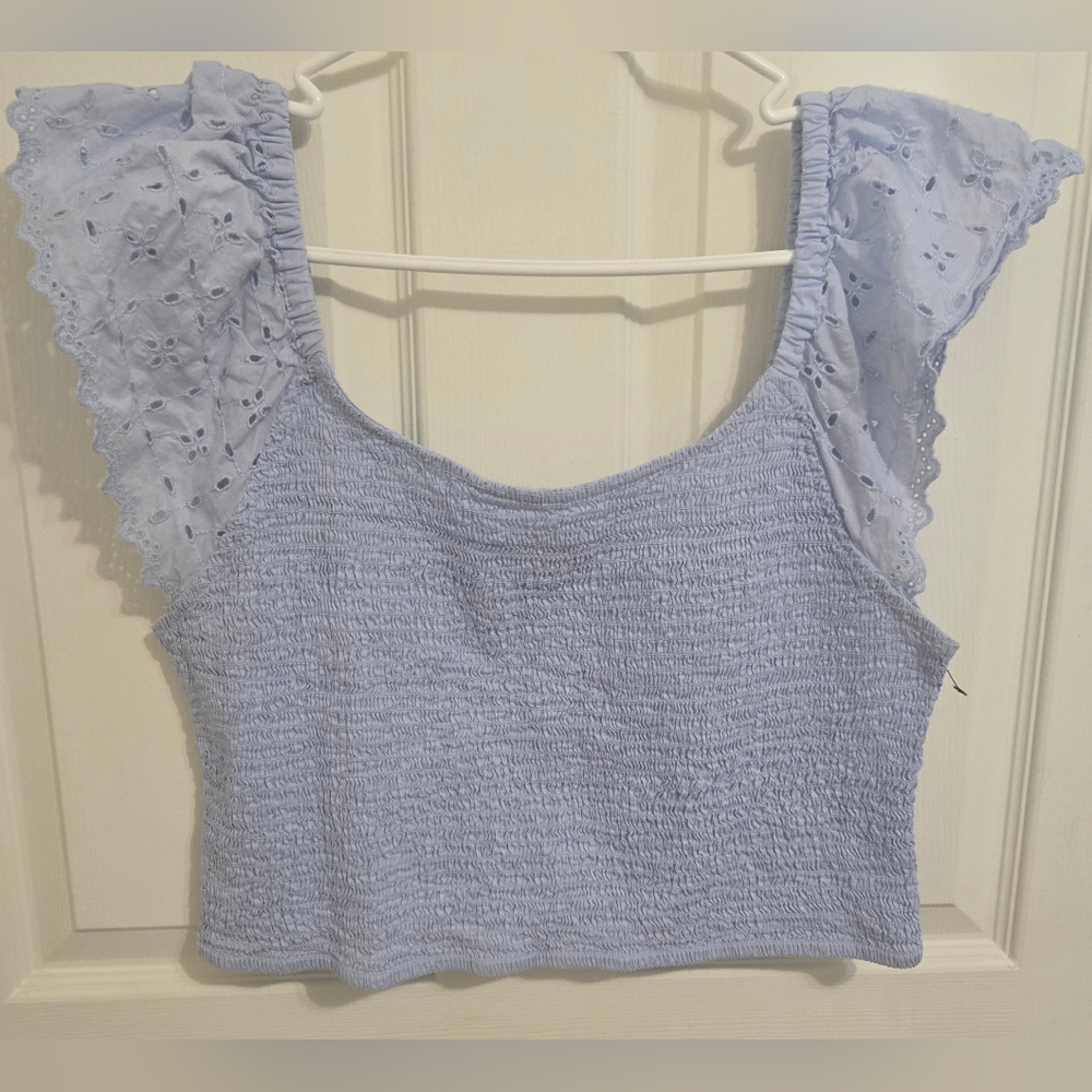 Universal Thread Cotton blend smocked crop top, eyelet ruffle. Size L